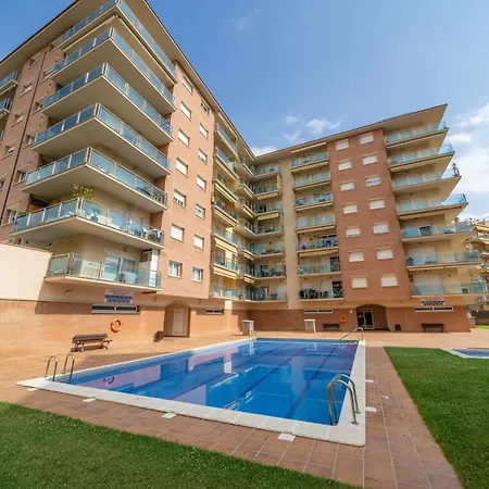 Homeholidaysrentals Viii Apartment Santa Susanna