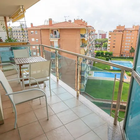 Homeholidaysrentals Viii Apartment Santa Susanna