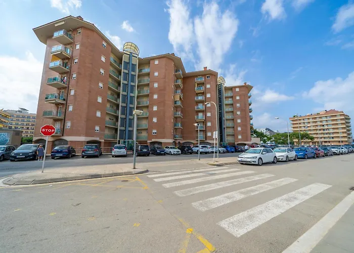 Апартаменты Homeholidaysrentals Viii *