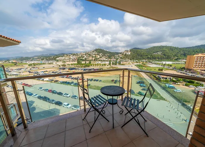 Homeholidaysrentals Viii Апартаменты
