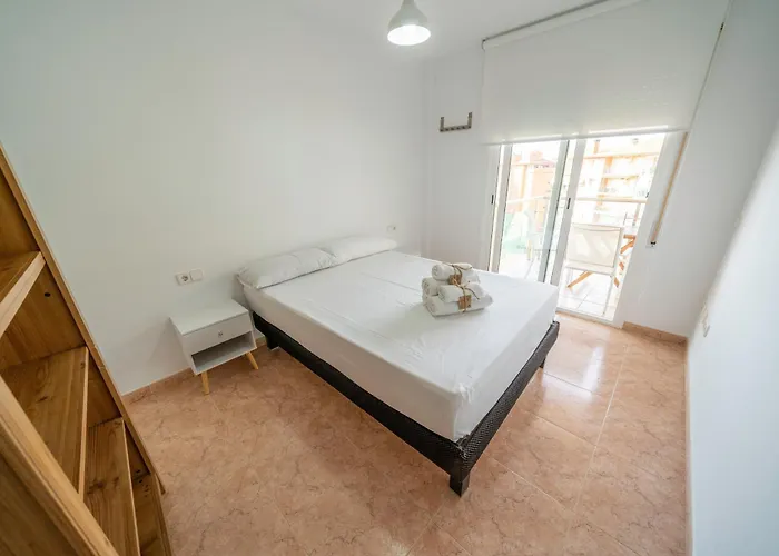 Апартаменты Homeholidaysrentals Viii