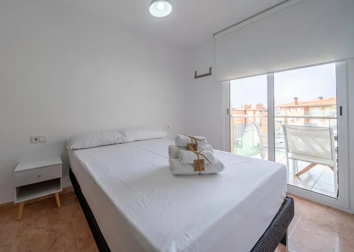 Homeholidaysrentals Viii Апартаменты